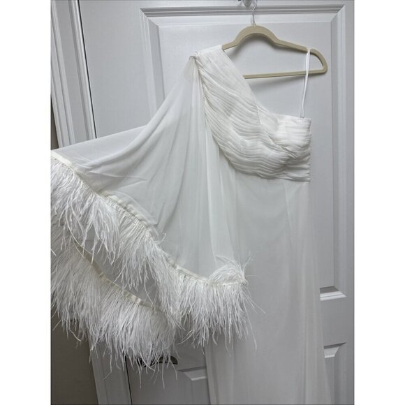 New Mac Duggal Size 6 White 11442 Feather Cuff One Shoulder Gown Dress Wedding - Picture 5 of 9